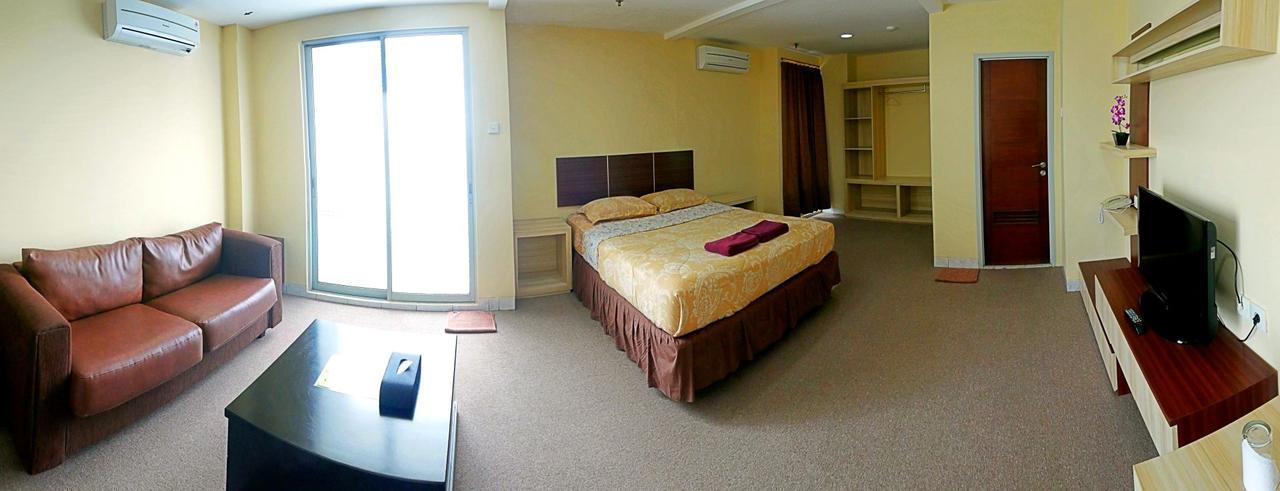 Hotel Golden Sky Pluit Jakarta Exteriér fotografie