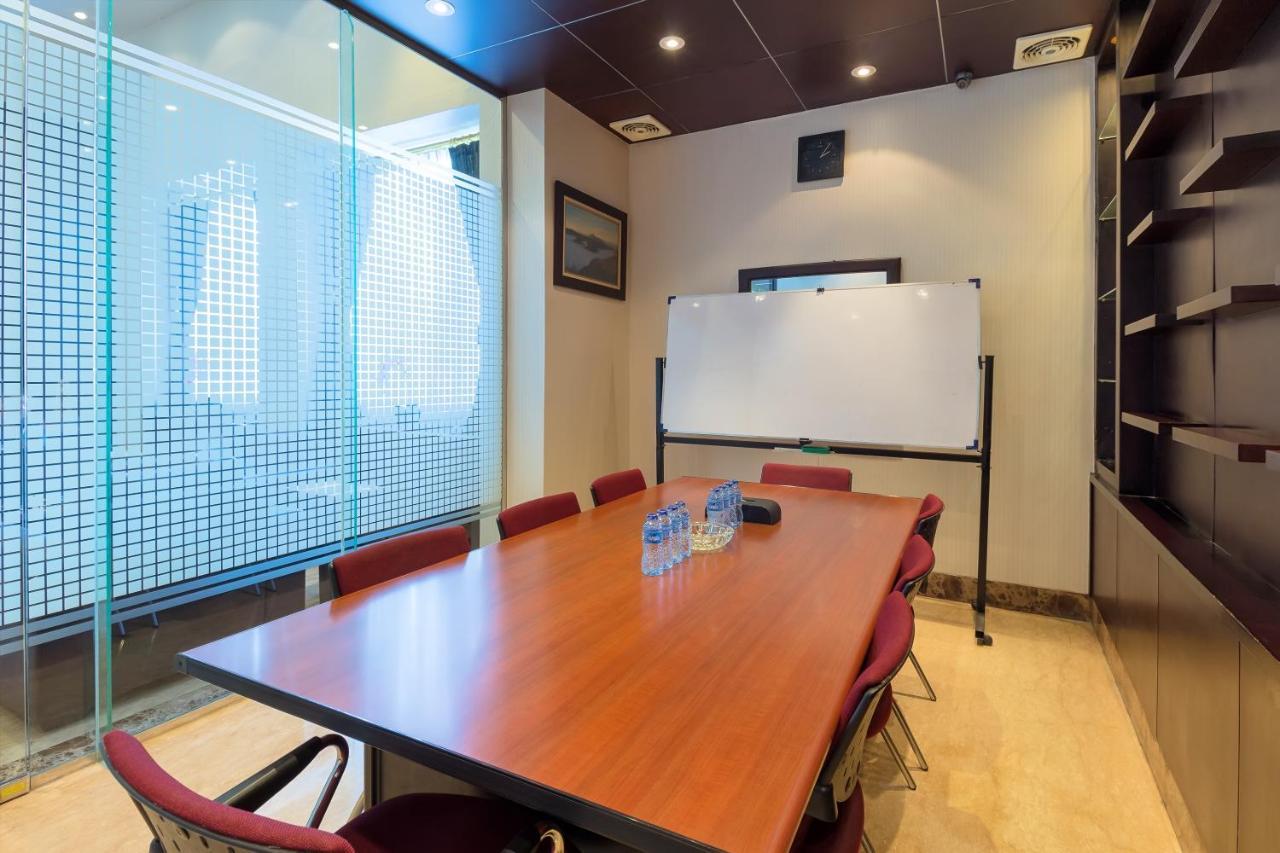 Hotel Golden Sky Pluit Jakarta Exteriér fotografie