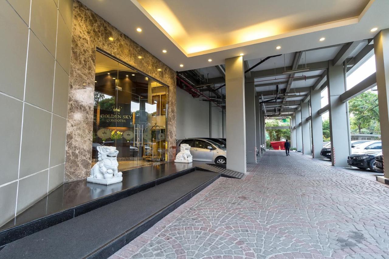 Hotel Golden Sky Pluit Jakarta Exteriér fotografie